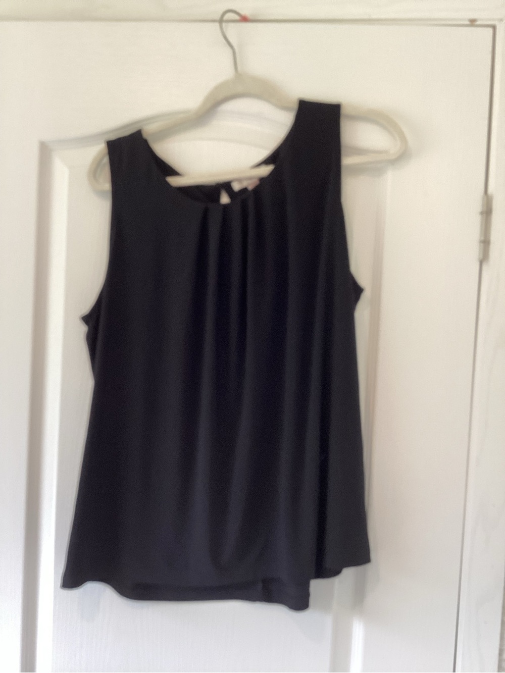 Roz & Ali Black Sleeveless Pleated Neck Tank 1XL EUC